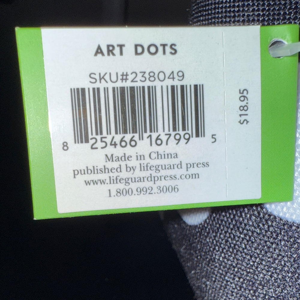 Kate Spade Black and White Polka Dot Pet Accessories - Picture 10 of 13